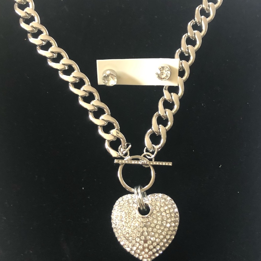 Heart necklace set